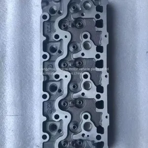 KUBOTA V3300 Cylinder Head Forklift Engine Cylinder Head thumbnail-2