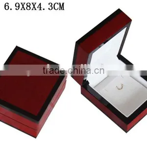 W1034ES Elegant Lacquer Earing Woonden Gift Packaging Box Velvet Lining thumbnail-3