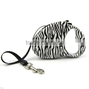 Fashionable Waterproof Retractable Dog Leash thumbnail-4