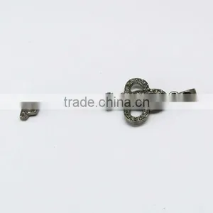 925 Sterling Silver Diamond Key Pendant, Silver Jewellery India, Handmade Silver Jewellery thumbnail-5