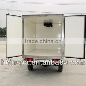 2014 New Product 5CBM Small Refrigerated Truck for Sale thumbnail-4