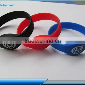 Hot Selling Silicone Rfid Wristband for Festival Activities thumbnail-1