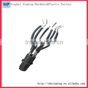 Mini Cleaning Set (duster ,window Squeegee ,bulb Changer and Clean Brush ) thumbnail-3