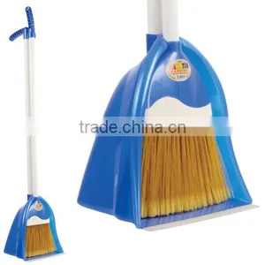 Long Handled Dustpan And Brush Set / Small thumbnail-1