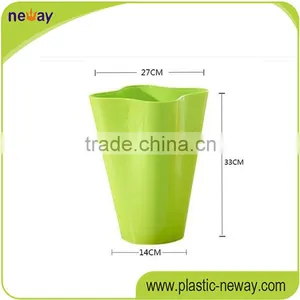 China Wholesale Thick PP Open Top Eco-Friendly 10L Novelty Cheap Car Trash Can thumbnail-4