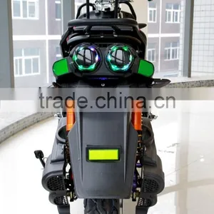 Three Wheels Reverse Scooter thumbnail-4