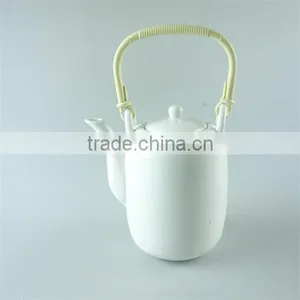 Cheap Price Durable Ceramic Teapots With Unique Handle in Stock thumbnail-1