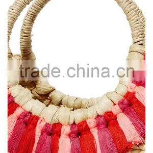 Red and Pink Tassels Pompom Vietnam Water Hyacinth Beach Bag thumbnail-2