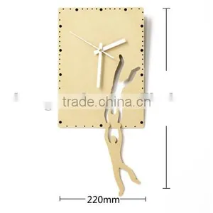 2016 Customized Wooden Fancy Clock For Decoration thumbnail-1