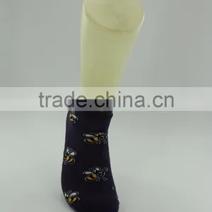 Men Sport Ankle Socks Bulk Wholesales With Cushion Pading on Foot thumbnail-6