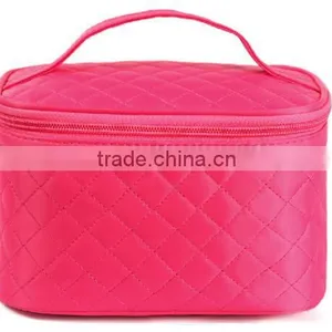 Quilted Fabric Soft Travel Cosmetic Bag Case,women Travel Organizer Makeup Bag,beauty Makeup Vanity Case thumbnail-2