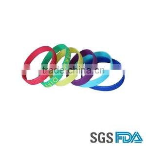 Wholesale Cheap Price Funny Custom Logo Silicone Rubber Wristband Bracelet thumbnail-2