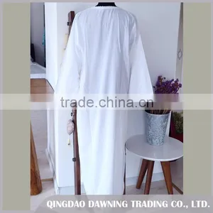 Fashionable White Cotton Dressing Gown Nightgown thumbnail-2