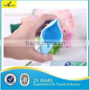 13709 High Quality Leaf Shaped Silicone Pocket Cup thumbnail-4