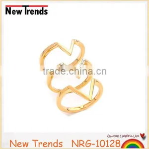 Fashion High Quality Gold Alloy Multi Finger Ring With Rhinestone thumbnail-1