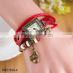 Vintage Green Faux Leather Ladies Bracelet Wrist Watch thumbnail-3