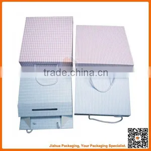 Foldable Cardboard Box With Rope Handle thumbnail-1