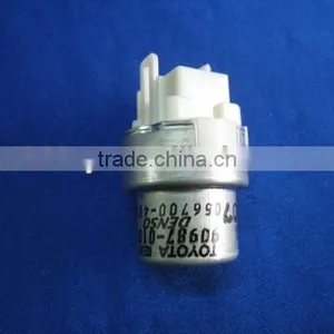 Toyota 90987-01003 / 056700-4800 12V 3P Auto Relay thumbnail-1