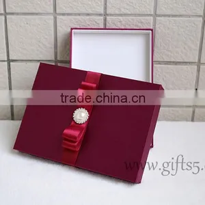 Custom Handmade Luxury Wedding Invitation Gift Box Wedding Belt Gift Box thumbnail-1