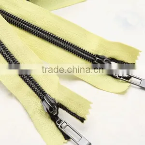 2016 Newest Close-end Auto Lock Nylon Zipper in Black Lacquer thumbnail-1