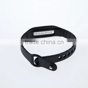 2016 Super Popular USB Charging Smart Bracelet IP67 Waterproofing With 0.69" OLED LCD AND TPU Strap thumbnail-3