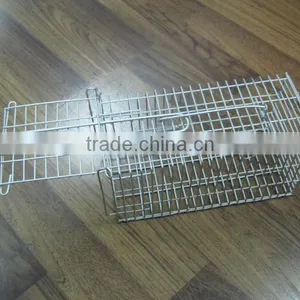 Galvanized Metal Mouse Trap thumbnail-1