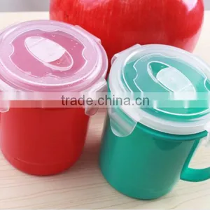 2016 New Plastic Lock Cup With Handle/Pastic Glass Tumbler With Lid thumbnail-4
