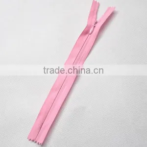 Invisible Nylon Zippers With Fabric Tape thumbnail-2