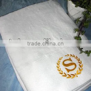 Used Hotel Towel Set2014 thumbnail-1
