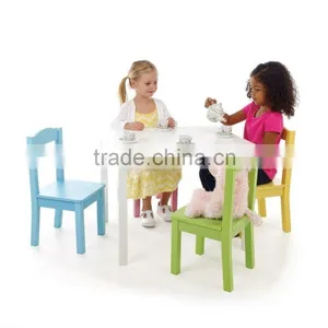 High Quality Kids' Table and 4-Chair Set thumbnail-4