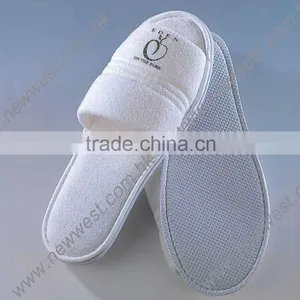 High Quality Slippers Personalized Logo thumbnail-1
