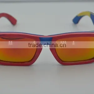 2015 New Fashion Recycled Skateboard Wood Sunglasses Frame Outisdie Black Inside Red Sunglasses Mens Polarized Sunglasses thumbnail-1