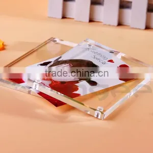 Customized Acrylic Picture Magnt Frame thumbnail-2