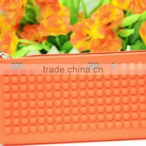 Fashion Silicone Tote Bag Silicone Bag With Zipper thumbnail-4