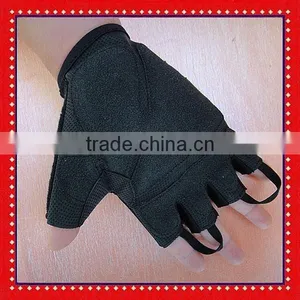 Training Gym Fingerless Gloves thumbnail-2