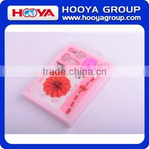 ST32055 Fabulous Notebook With Bracelet Hair Clip Hair Band Beautiful Design Students Gift Set thumbnail-3