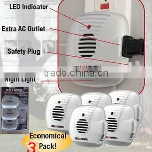 Bell Howell Pest Repeller With Switch and an Extra Outlet thumbnail-1