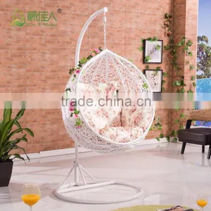 Clear Hanging Bubble Chair thumbnail-2