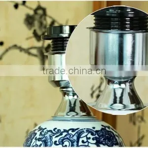 China Ceramic Blue and White Ceramic Vase Bedside Table Lamp thumbnail-3
