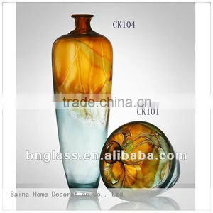 Hand-made Colored Glass Flower Vases thumbnail-1