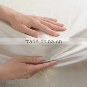 Ultrasonic Quilted Hypoallergenic Waterproof Mattress Protector thumbnail-2