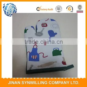 Personalized Kitchen Tool Sets 100% Cotton Oven Glove and Oven Square Mat thumbnail-1