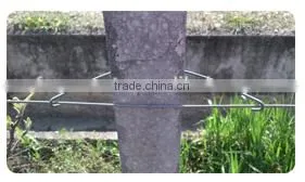 Vineyard Trellis Post Clip thumbnail-2