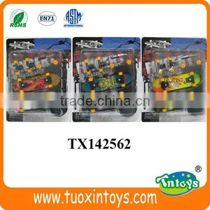 Mini Plastic Finger Skate Board Sport Game Toys thumbnail-5