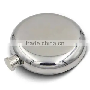 Stainless Steel Hip Flasks Laser Welding Mirror Flask With Cup 5oz thumbnail-2