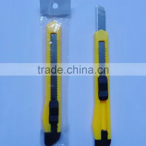 Promotional Mini Size 9mm Blade Utility Knife Cutter With Plastic Grip thumbnail-6