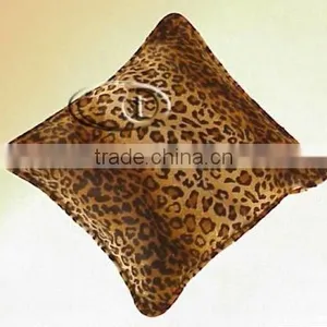 PILLOW COVER thumbnail-1
