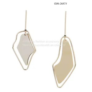 Dangle Drop E06-26874 Chandelier Earrings Crystal Drop Earrings thumbnail-1