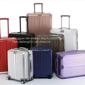 Travelling Case thumbnail-1