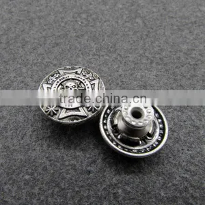 2016 Cool Ghost Face Metal Shank Button thumbnail-3